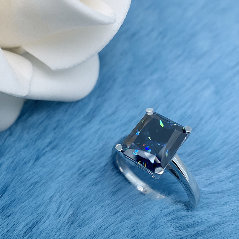 4ct Vivid Blue Uncoated color 8X10mm Radiant Cut Ring Moissanite 9K/14K/18K White Gold , Moissanite Ring, Engagement Ring, Women Gift