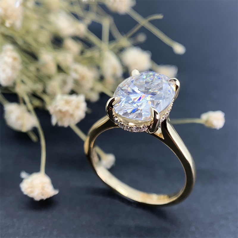 GIGAJEWE 4ct 8*10mm Cushion Cut Moissanite white Color 9K/14K/18K yellow Gold Ring , Wedding Engagement Ring