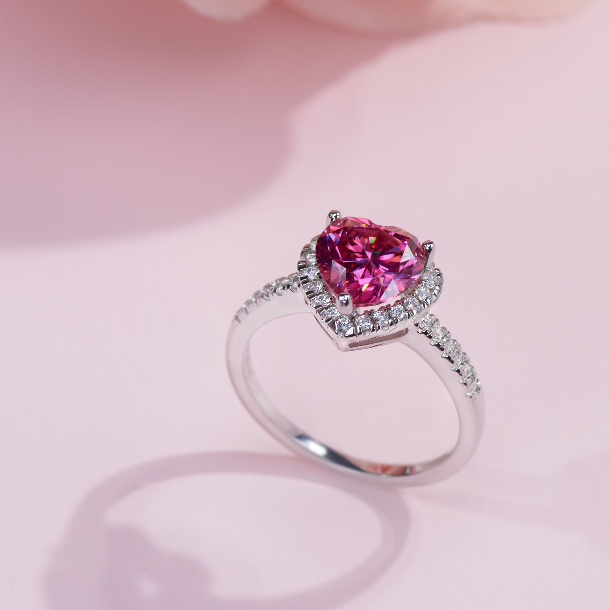 GIGAJEWE Moissanite 2.0ct 8.0mm Pink Color VVS1 Heart Cut 925 Silver Ring Diamond Test Passed Fashion Woman Girlfriend Gift