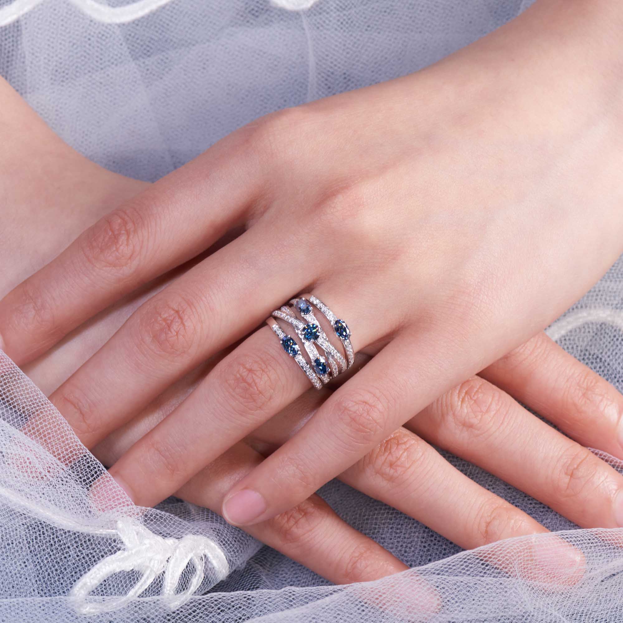 GIGAJEWE Oval Cut Natural Blue Color 9K/14K/18K white gold Three Settings Moissanite Ring, Engagement Ring Wedding Ring Bridesmaid gift