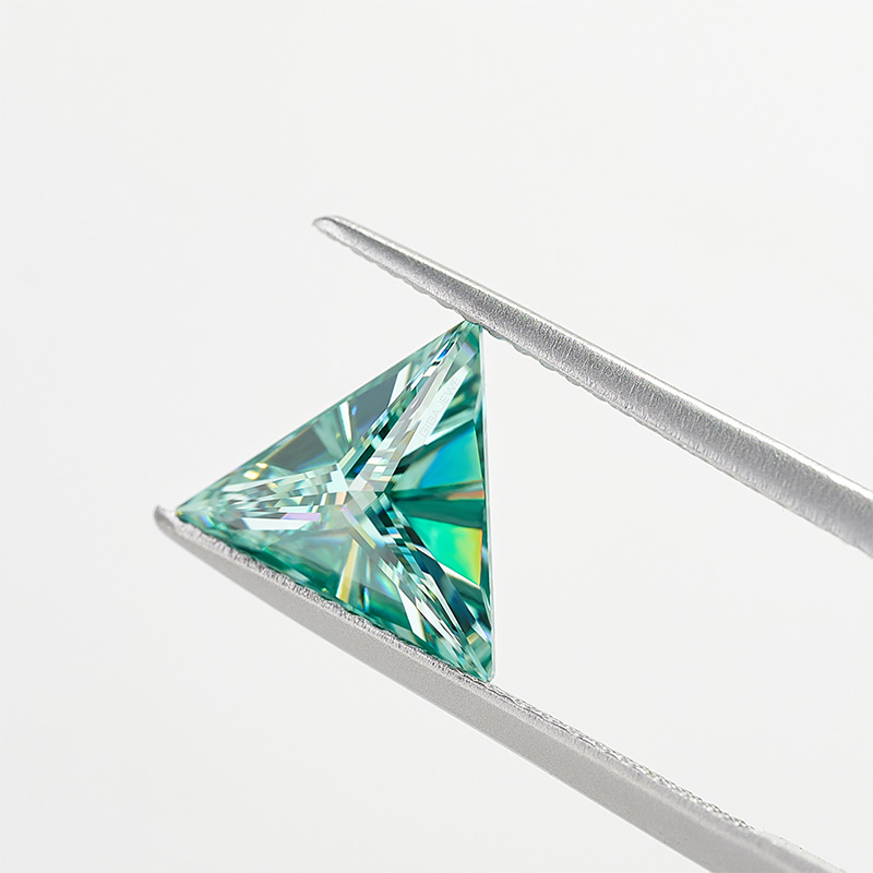 GIGAJEWE Green color Test positive Special Triangle cut moissanites loose stone with Certificate