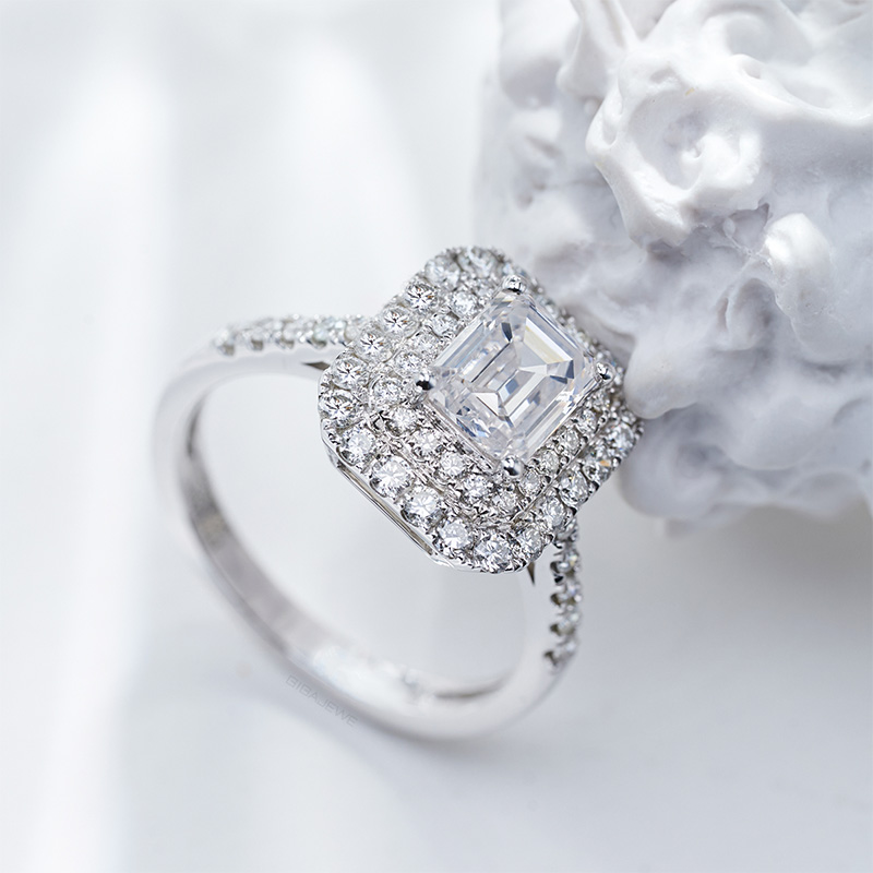GIGAJEWE White Emerald cut 1.0ct CVD Lab Grown Diamond 18K White Gold DEF Color Ring Wedding Ring,Women Ring