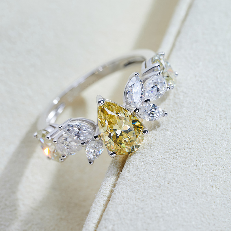 GIGAJEWE 9K/14K/18K White Gold 6*9mm 4.0ct Vivid Yellow color Pear Cut Wedding Ring , Moissanite Engagement Ring