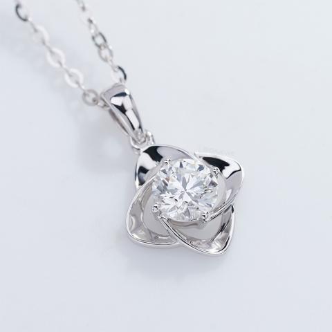 0.7Ct DEF color Lab Grown Diamond IGI certificate 18K White Gold Round Cut DEF Color With side Diamond With Set Women Necklace